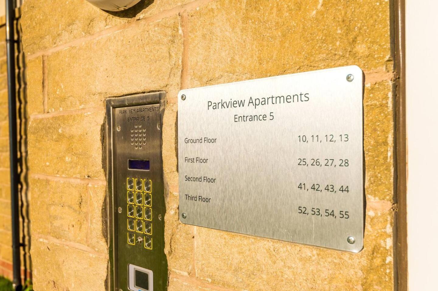 Stunning 2Bedroom 2Bathroom Apt With Parking Space Σέφιλντ Εξωτερικό φωτογραφία