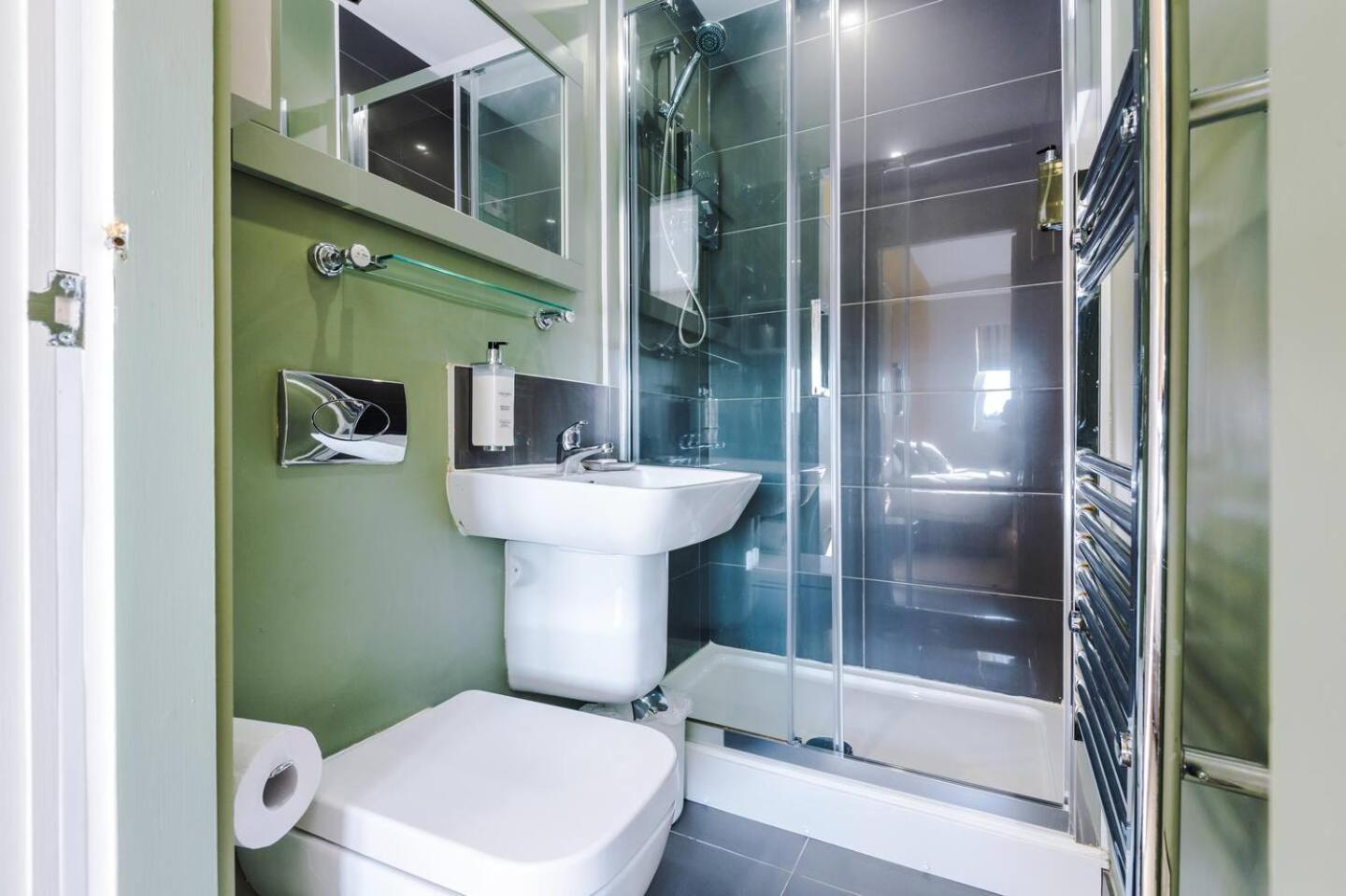 Stunning 2Bedroom 2Bathroom Apt With Parking Space Σέφιλντ Εξωτερικό φωτογραφία